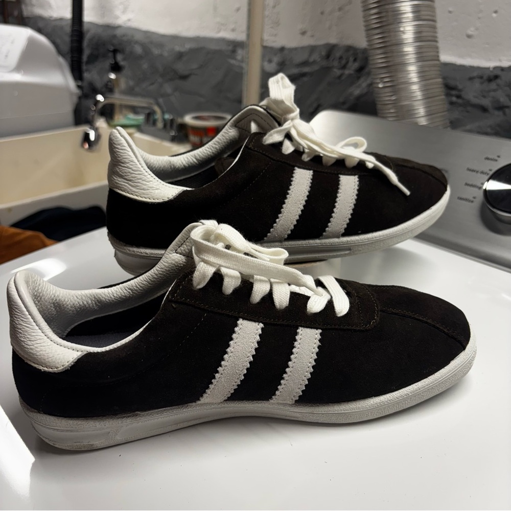 Reproduction of a found Russian military trainer